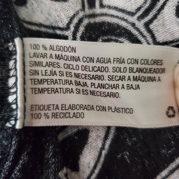 Black with white Mandela flowers print Merona Small(S) tunicTop - Picture 4 of 7